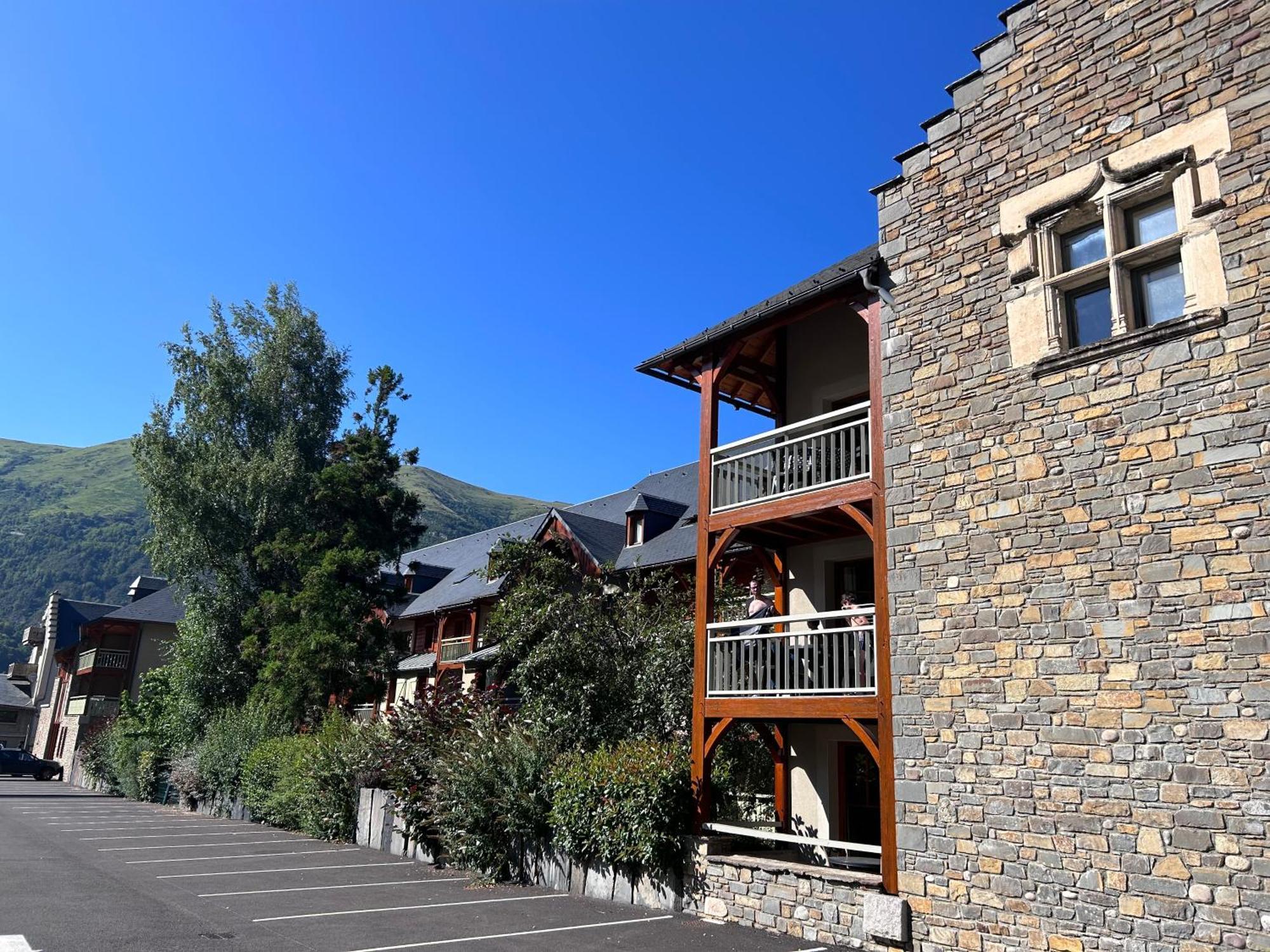Le Rioumajou 2 - Grand T4 - Piscine - Centre St Lary Apartman Saint-Lary-Soulan Kültér fotó